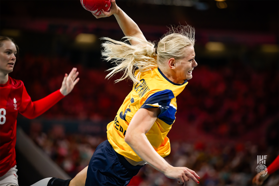 Paris 2024 women's handball Denmark vs Sweden