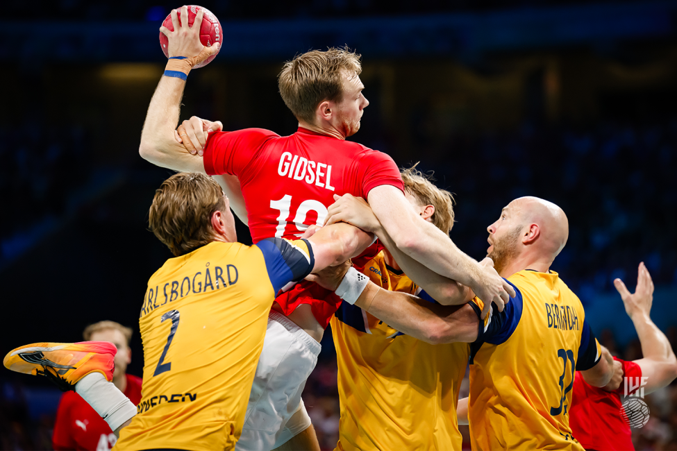 Paris 2024 men's handball Denmark vs Sweden
