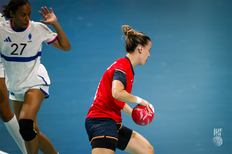 Paris 2024 women's handball Spain vs France
