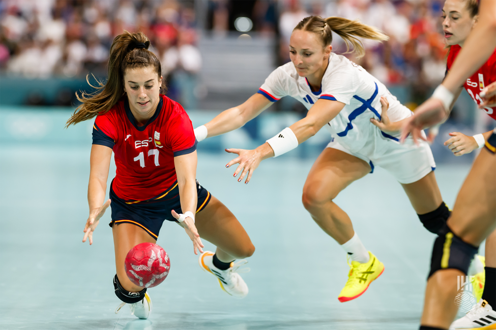 Paris 2024 women's handball Spain vs France