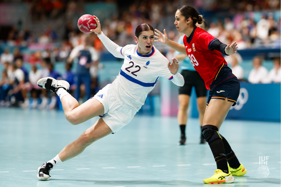 Paris 2024 women's handball Spain vs France
