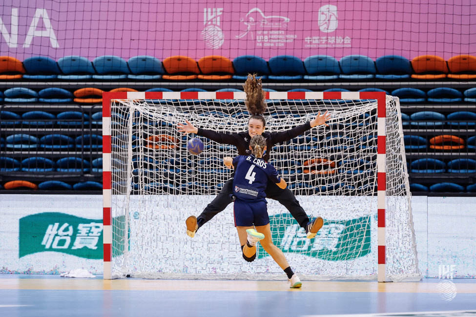 France player shooting