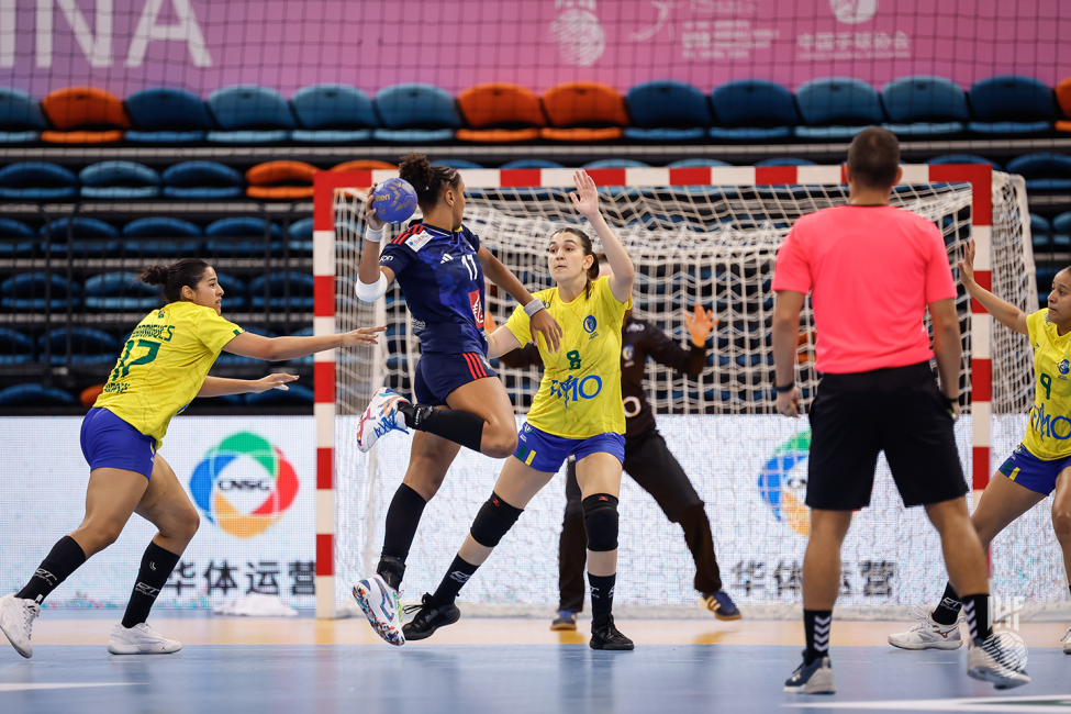 France player shooting