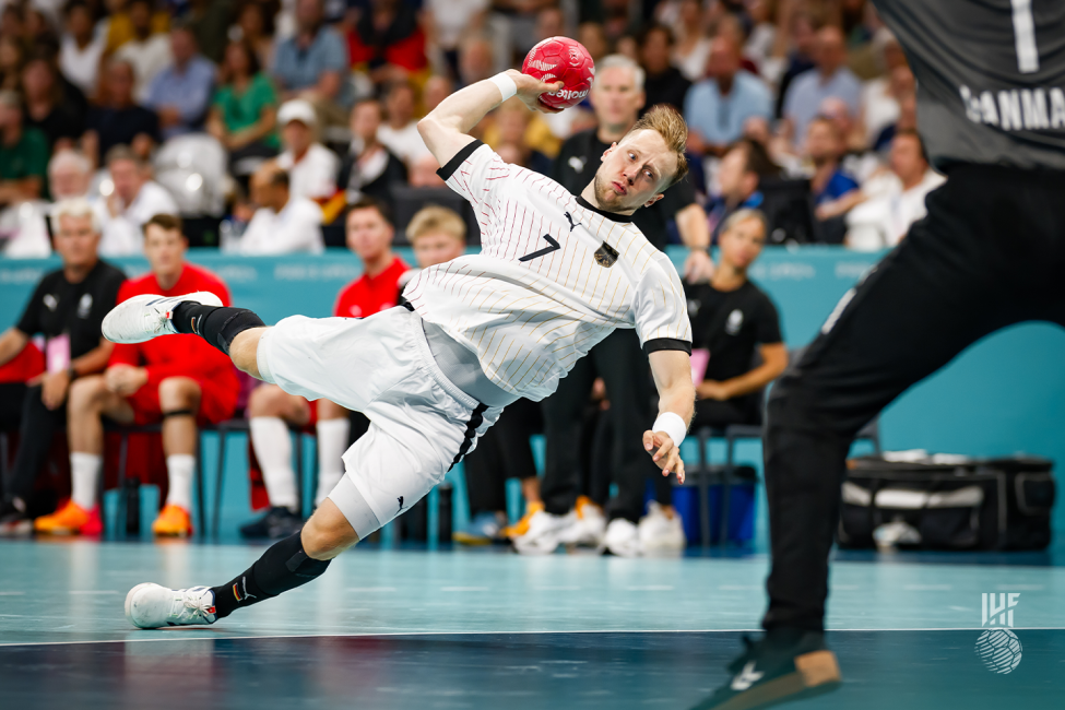 Paris 2024 men's handball Germany vs Denmark 