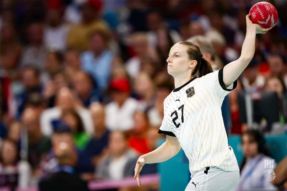 Paris 2024 women's handball France vs Germany