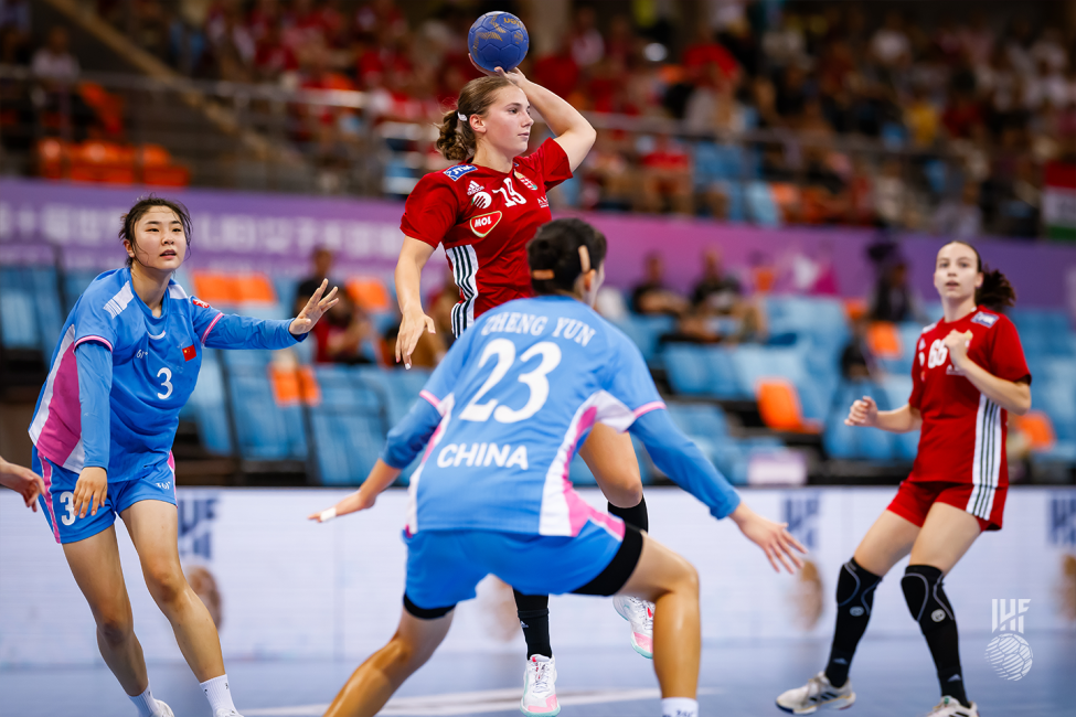Hungary player shooting