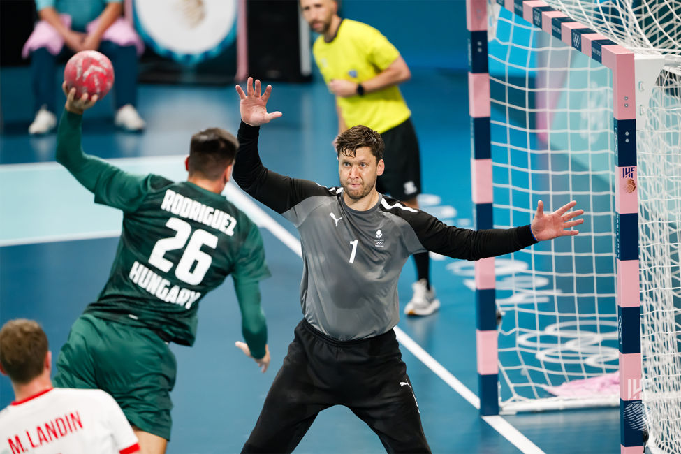 Paris 2024 men's handball Hungary vs Denmark