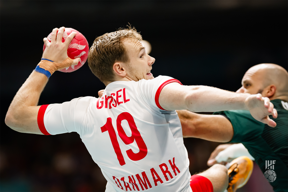 Paris 2024 men's handball Hungary vs Denmark