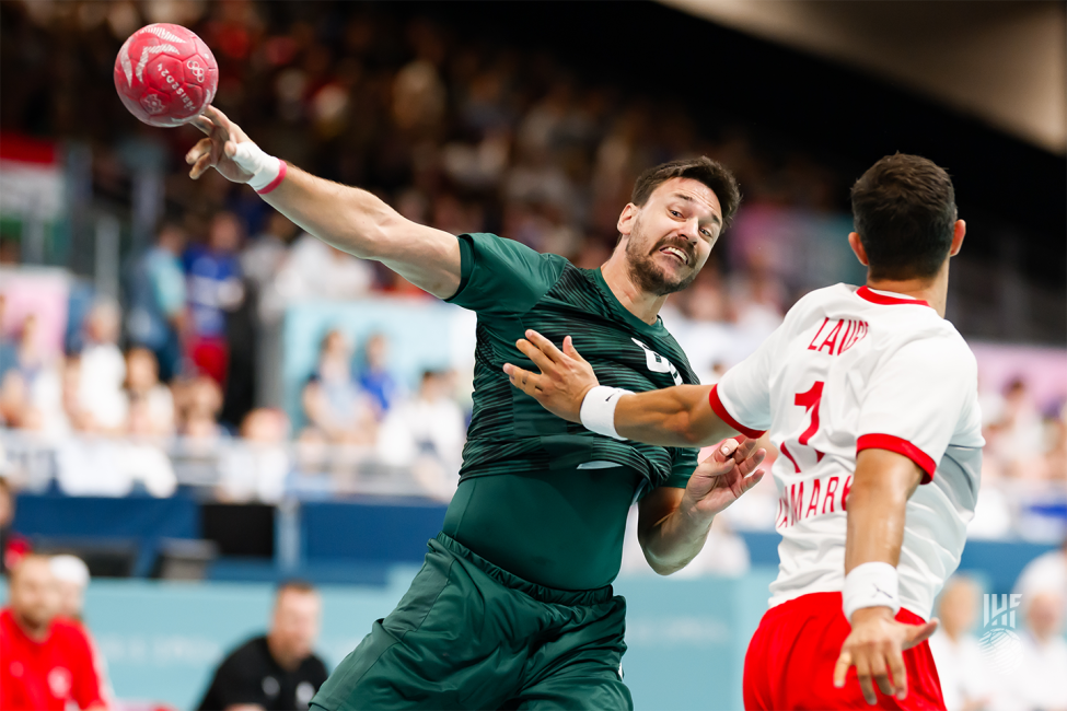 Paris 2024 men's handball Hungary vs Denmark