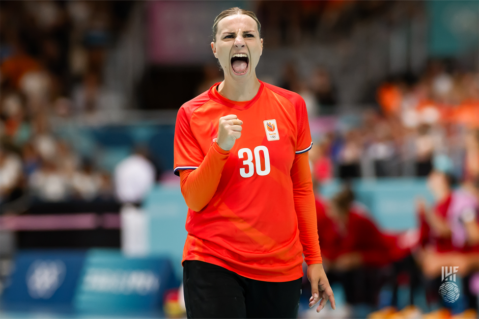 Paris 2024 women's handball Hungary vs Netherlands
