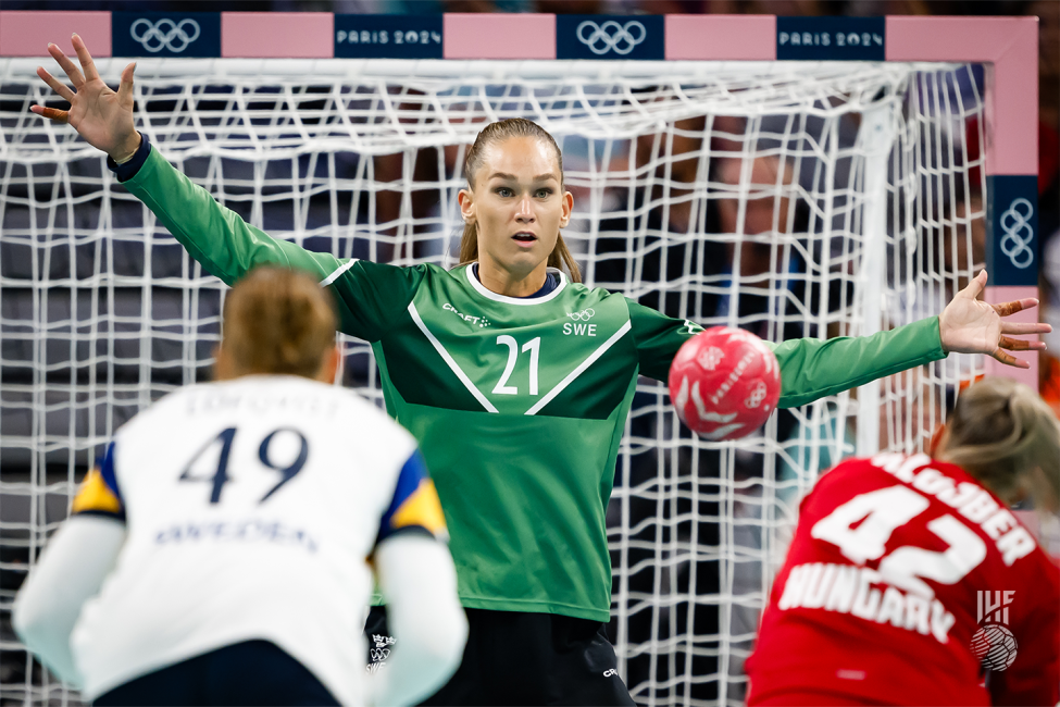 Paris 2024 women's handball Hungary vs Sweden