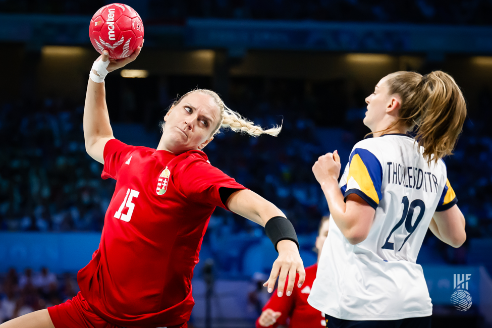 Paris 2024 women's handball Hungary vs Sweden