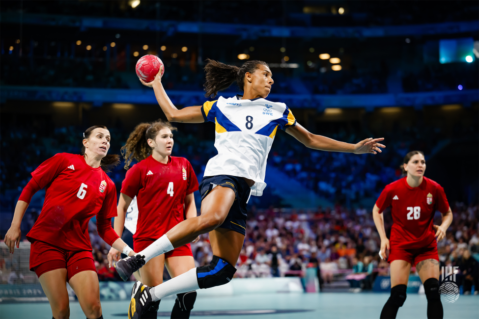 Paris 2024 women's handball Hungary vs Sweden