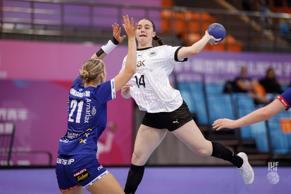 Germany player shooting