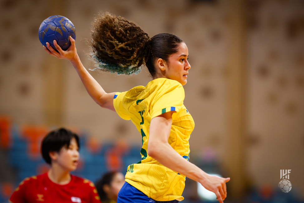 Brazil player shooting