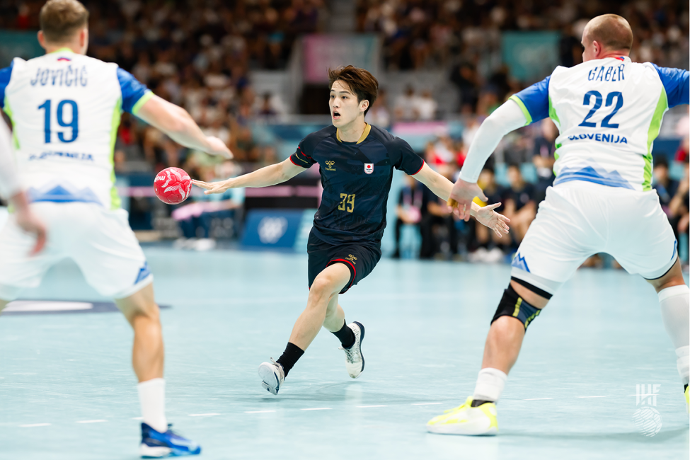 Paris 2024 men's handball Japan vs Slovenia