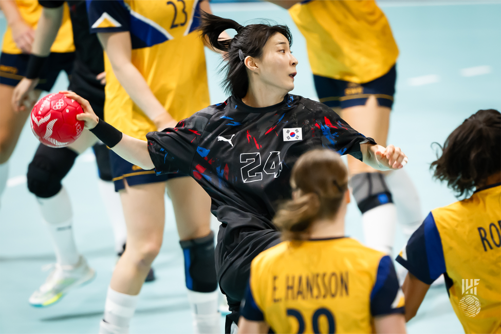 Paris 2024 women's handball Republic of Korea vs Sweden