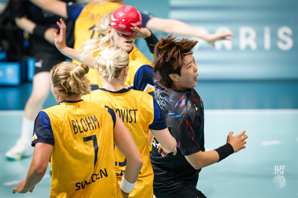 Paris 2024 women's handball Republic of Korea vs Sweden