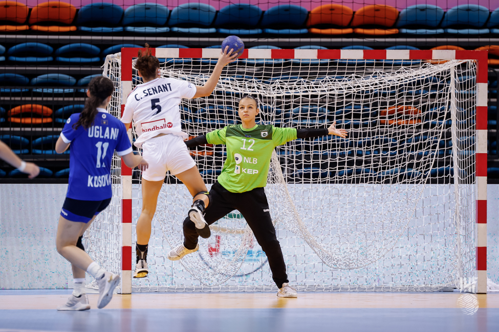 France player shooting