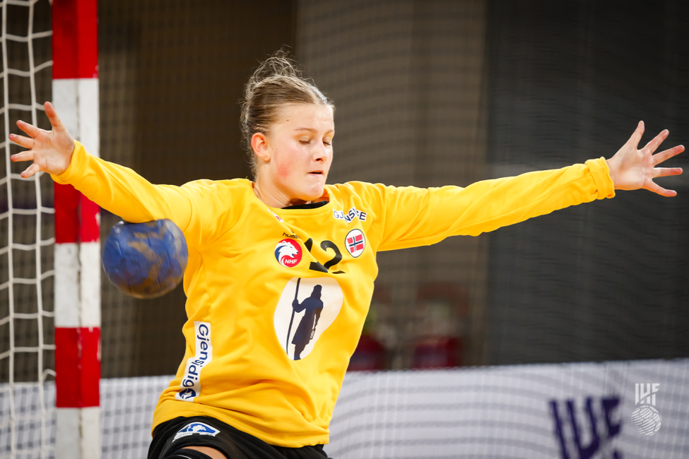 Montenegro vs Norway