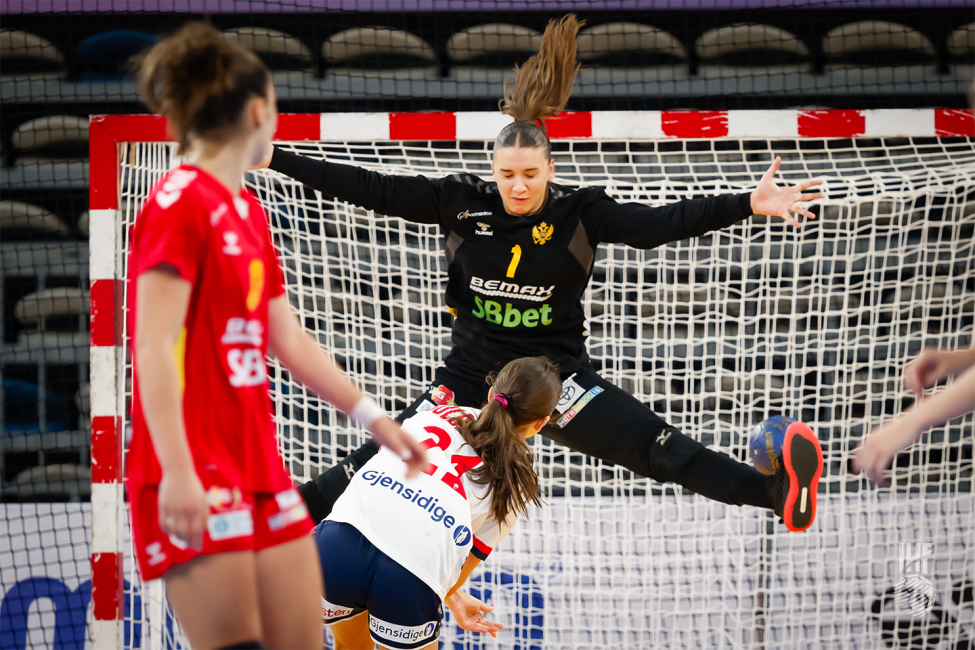 Montenegro vs Norway