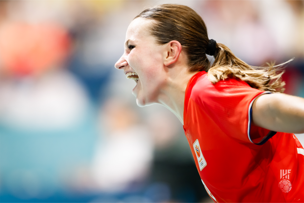 Paris 2024 women's handball Netherlands vs Brazil