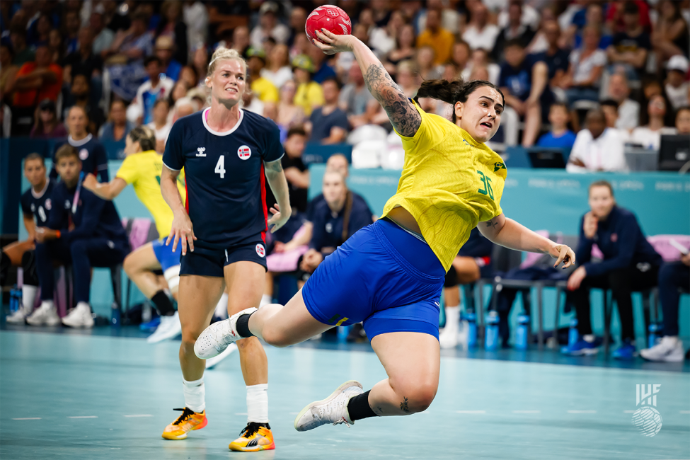 Paris 2024 women's handball Norway vs Brazil