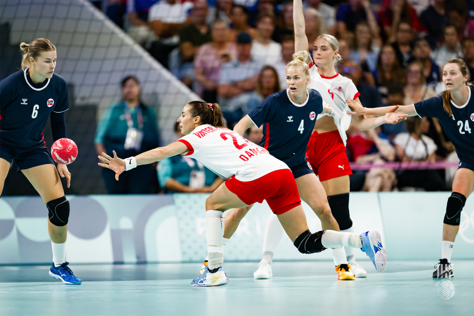 Paris 2024 women's handball Norway vs Denmark