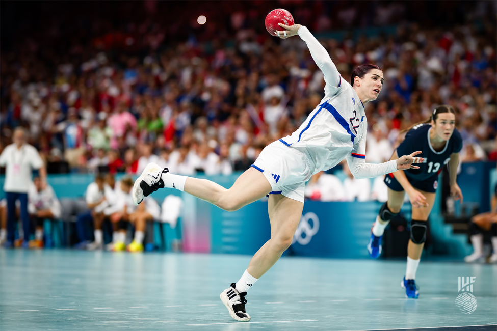 Paris 2024 women's handball Norway vs France