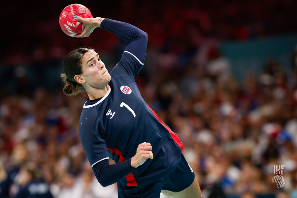 Paris 2024 women's handball Norway vs France