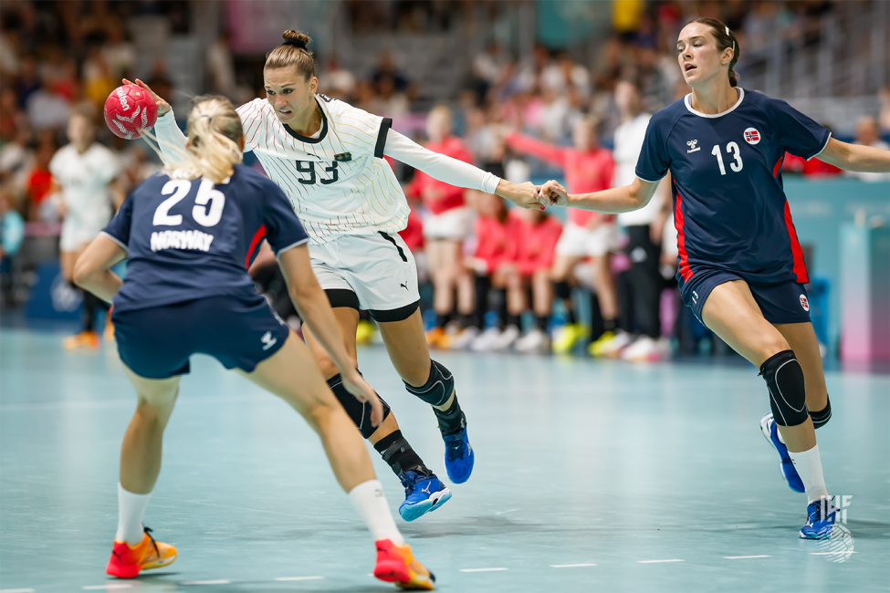 Paris 2024 women's handball Norway vs Germany