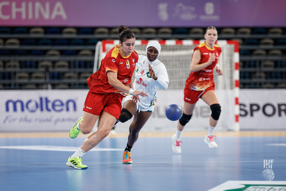 Romania player attacking