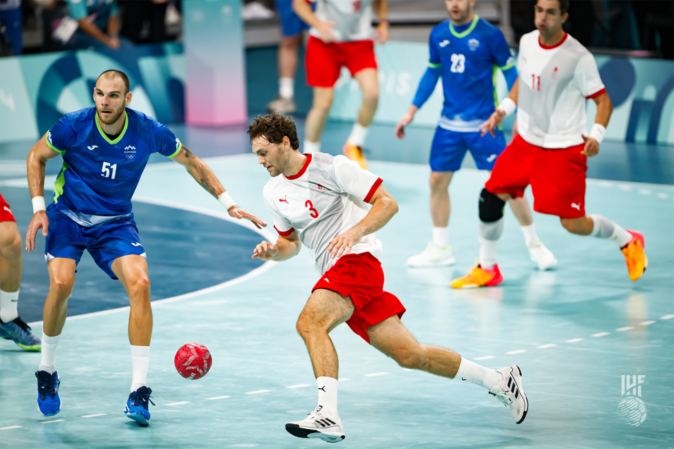 Paris 2024 men's handball Slovenia vs Denmark