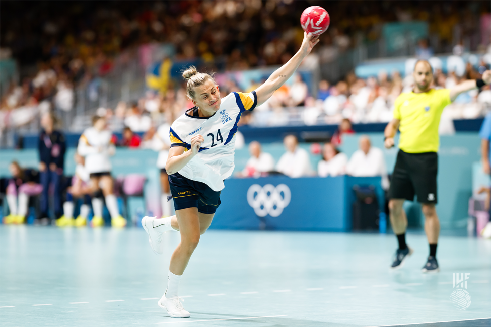 Paris 2024 women's handball Slovenia vs Sweden