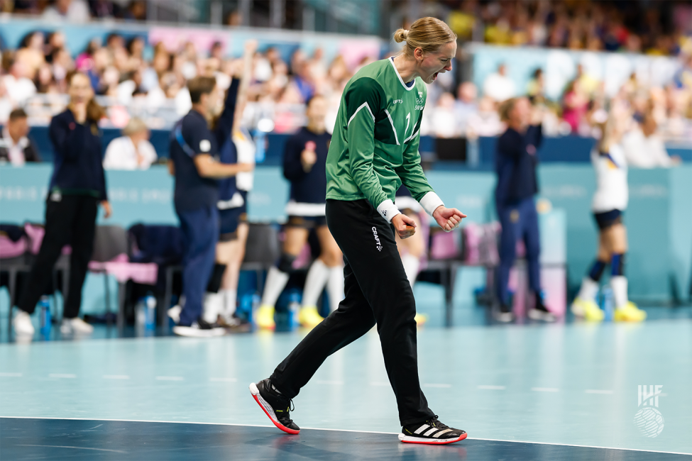 Paris 2024 women's handball Slovenia vs Sweden