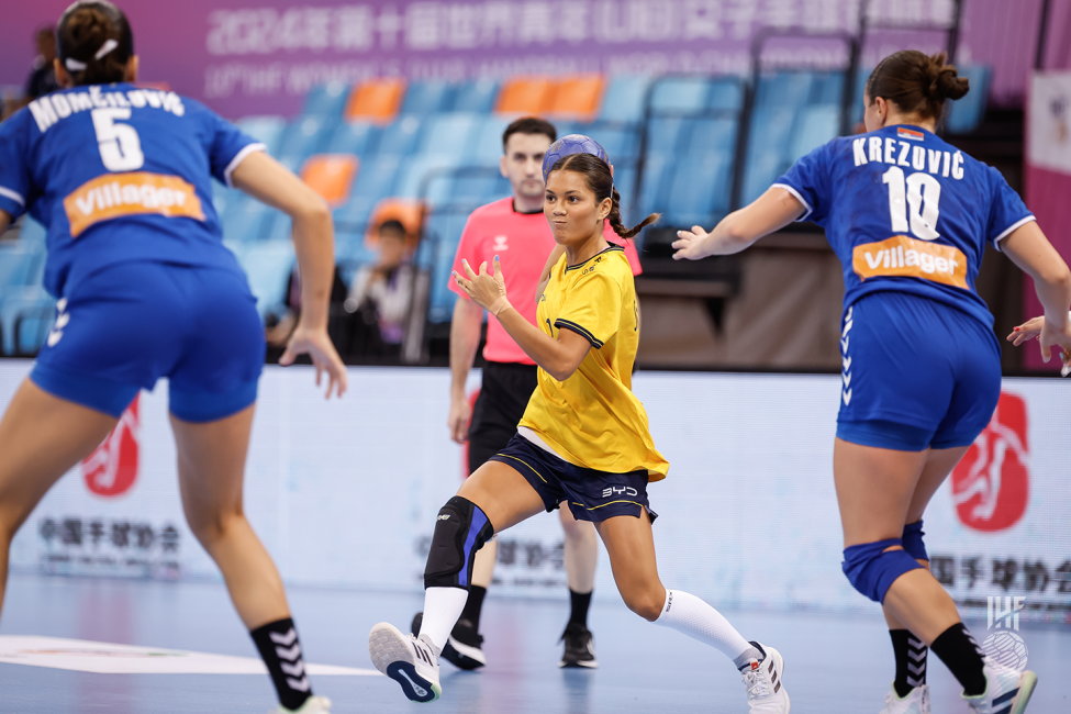 Sweden player attacking