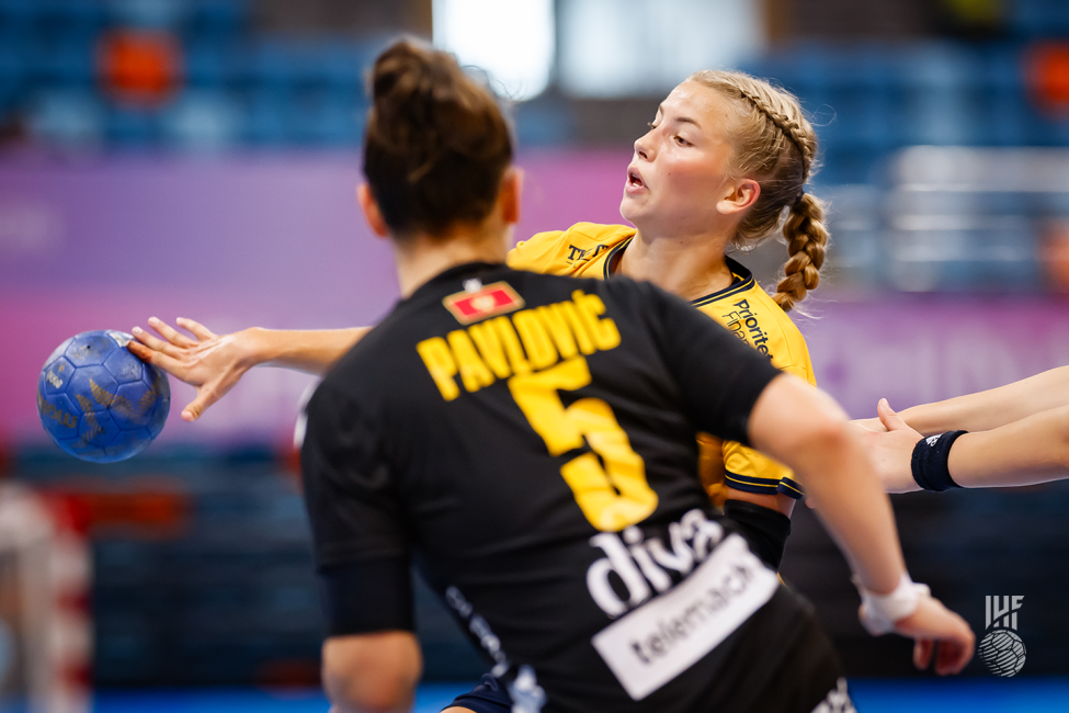 Sweden player attacking