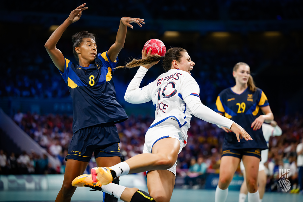 Paris 2024 women's handball Sweden vs France