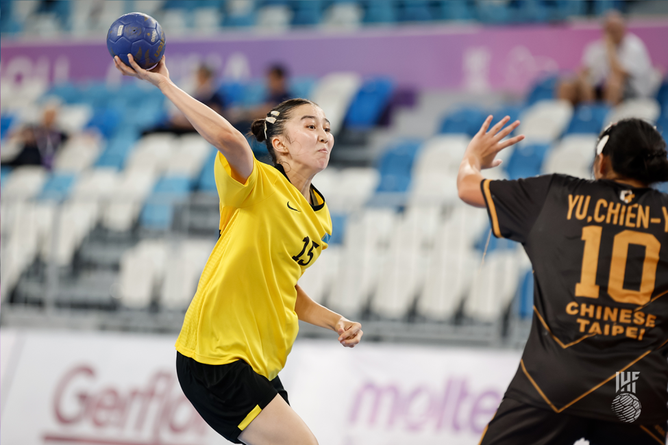 Kazakhstan player shooting