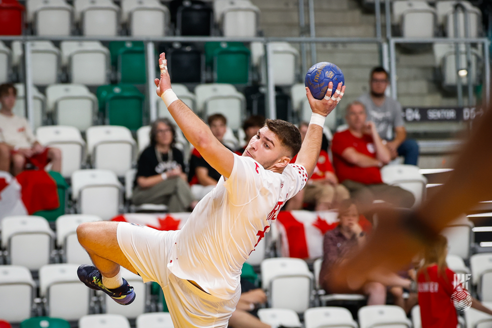 CRO vs CAN