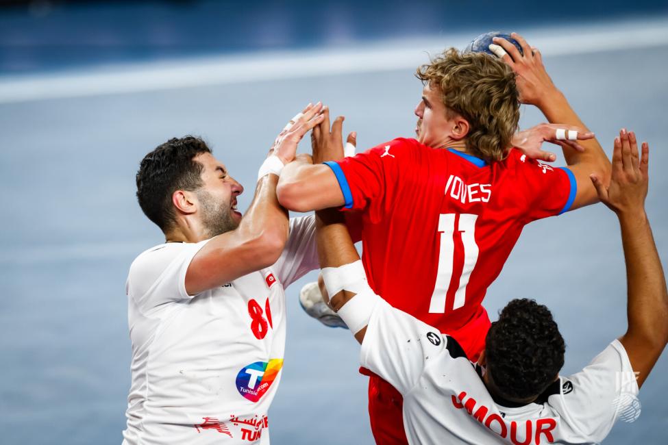 Tunisia vs Czechia 