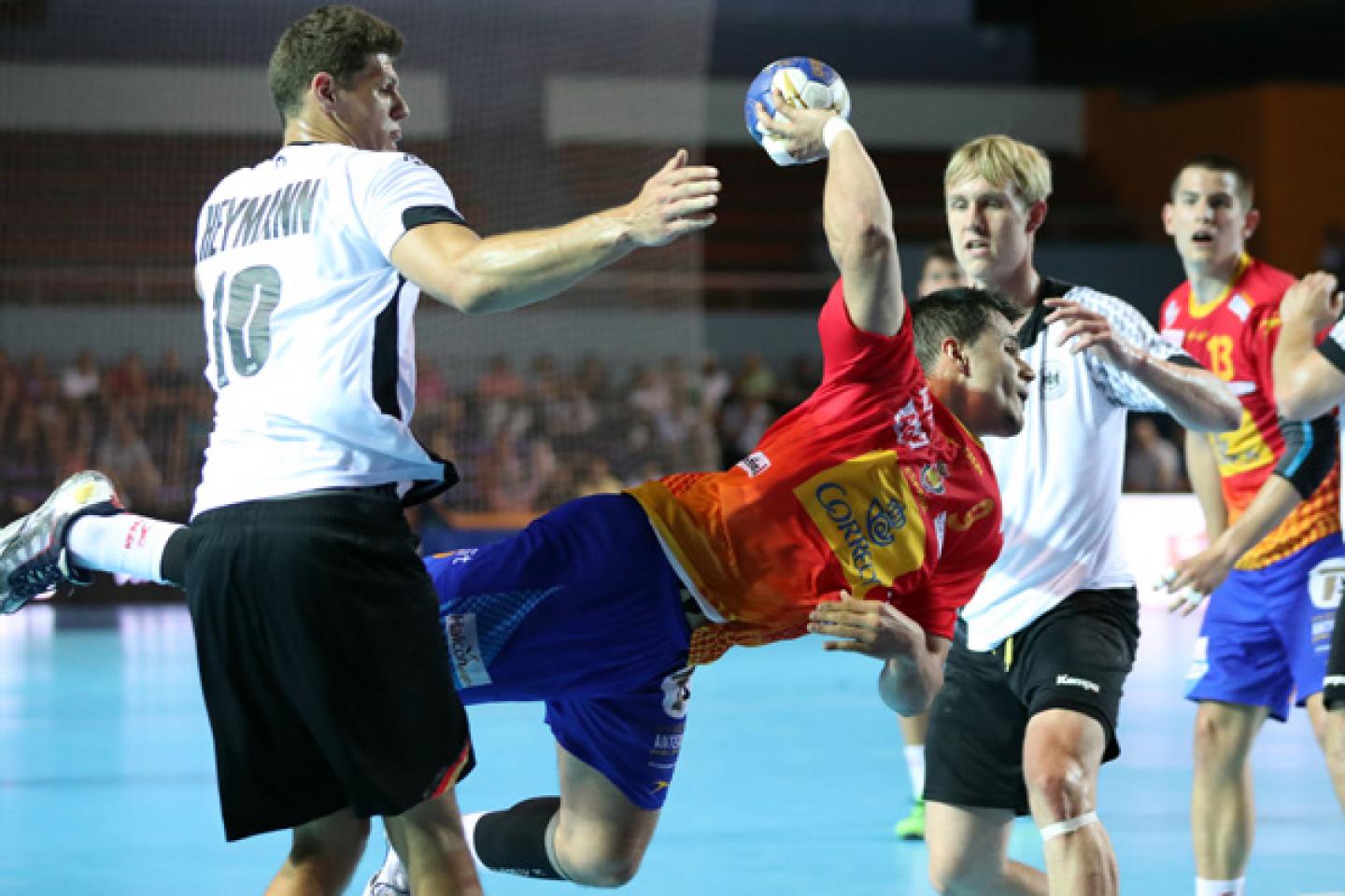 Spain aim for first ever Junior title