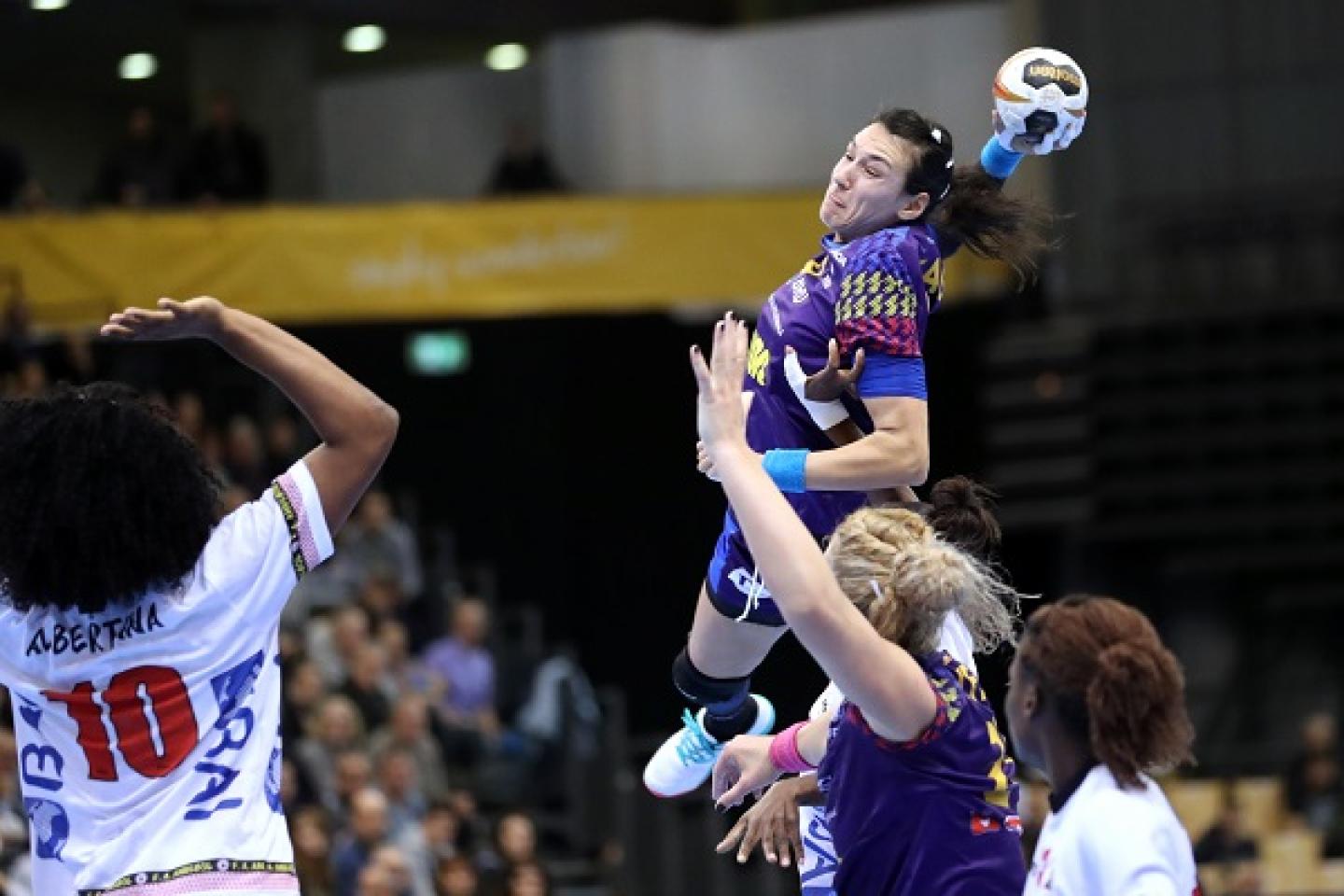 Group A: Romania finish group winners as top match ends with a draw