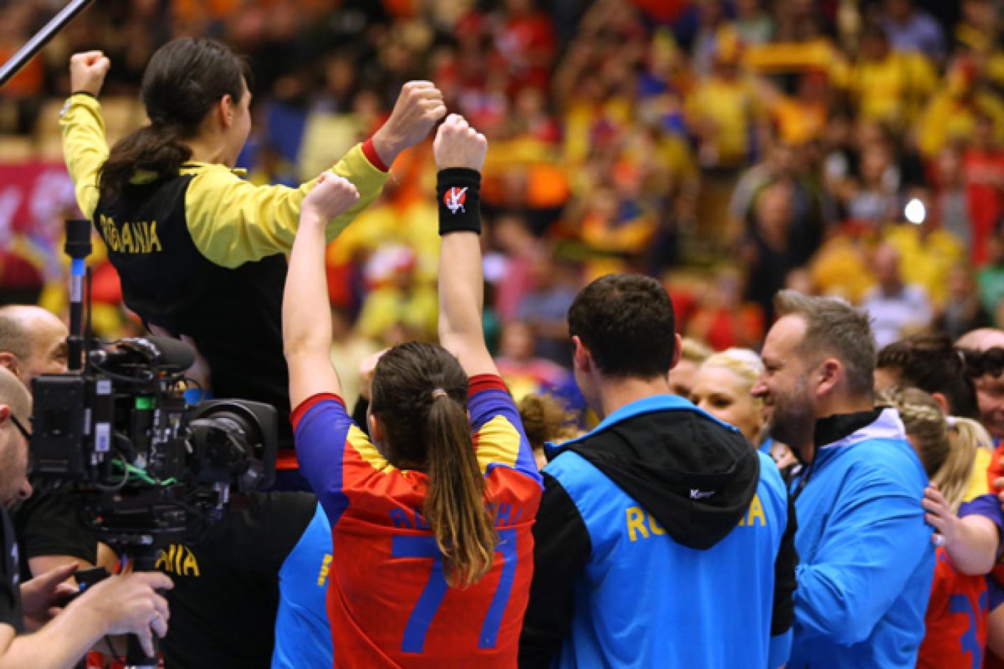 Neagu Leads Romania to Bronze