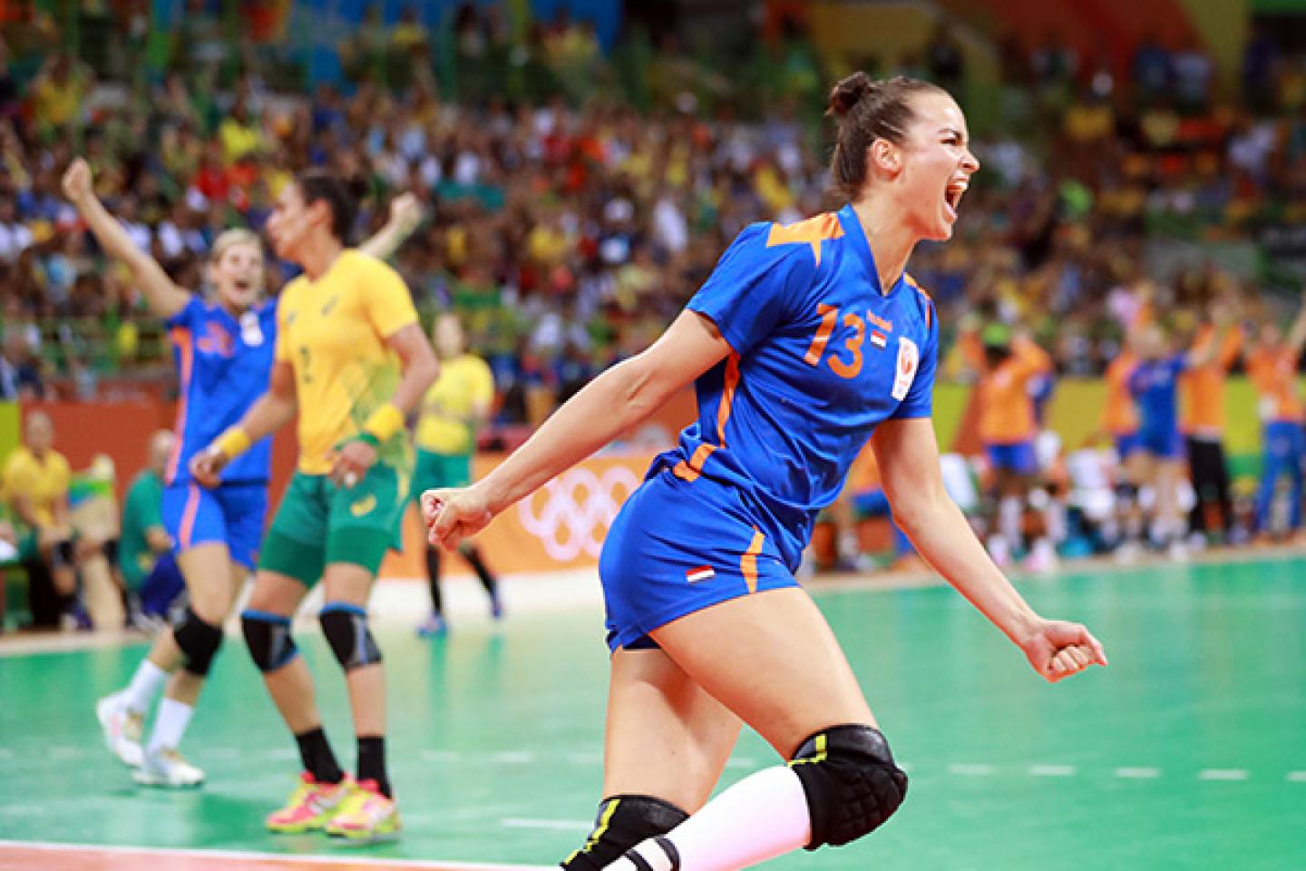 Stage set for two thrilling semi-finals