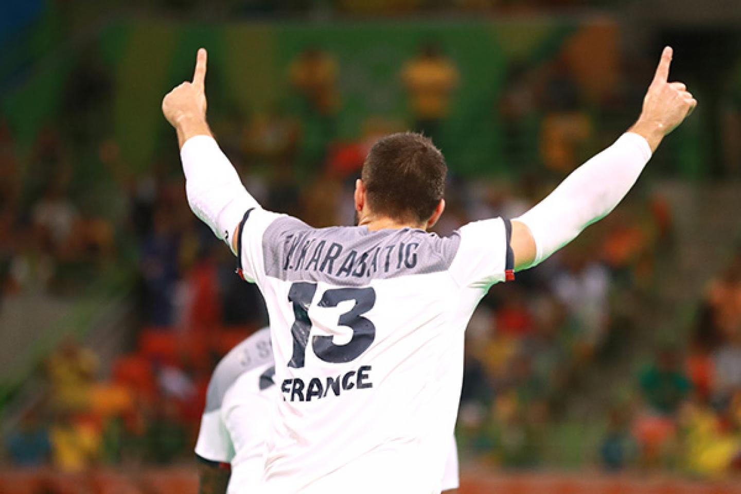 Clear quarter-final wins for France and Germany