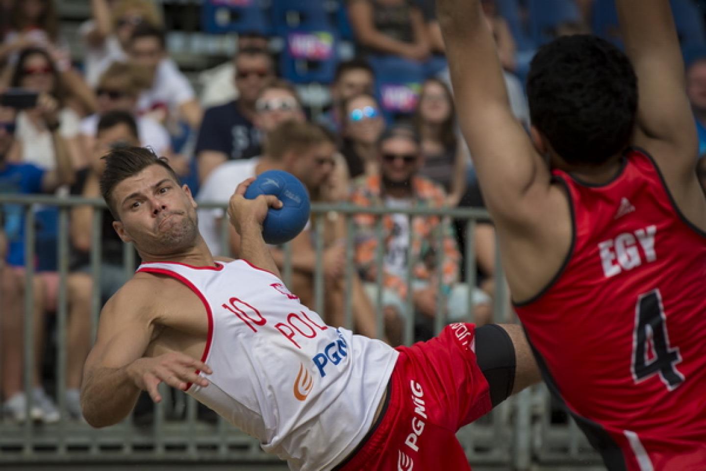 Teams from Poland finish the final day with victories