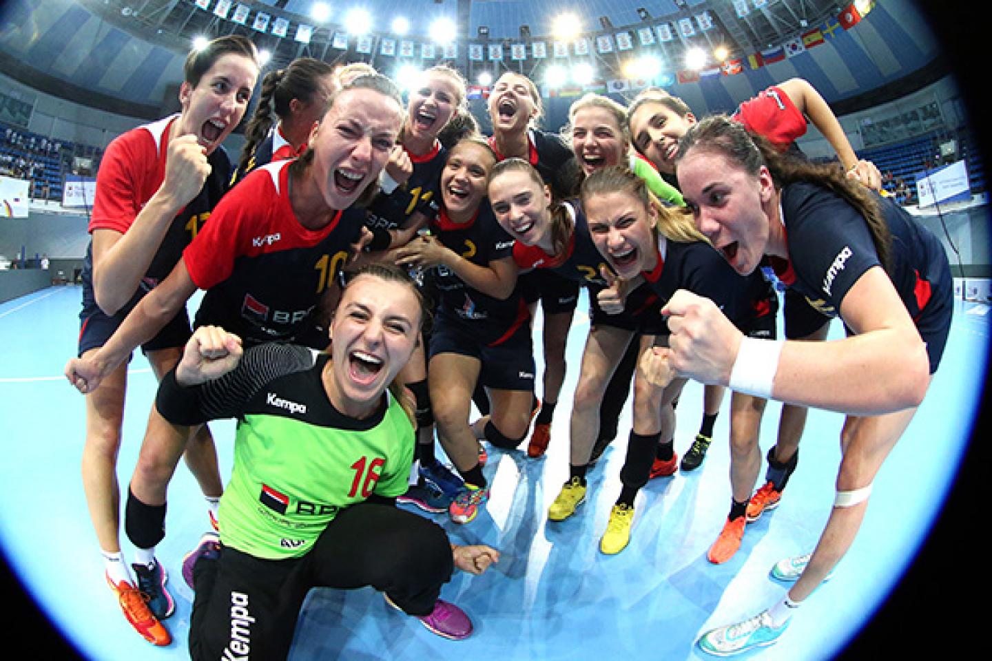 Romania claim bronze with one-goal win