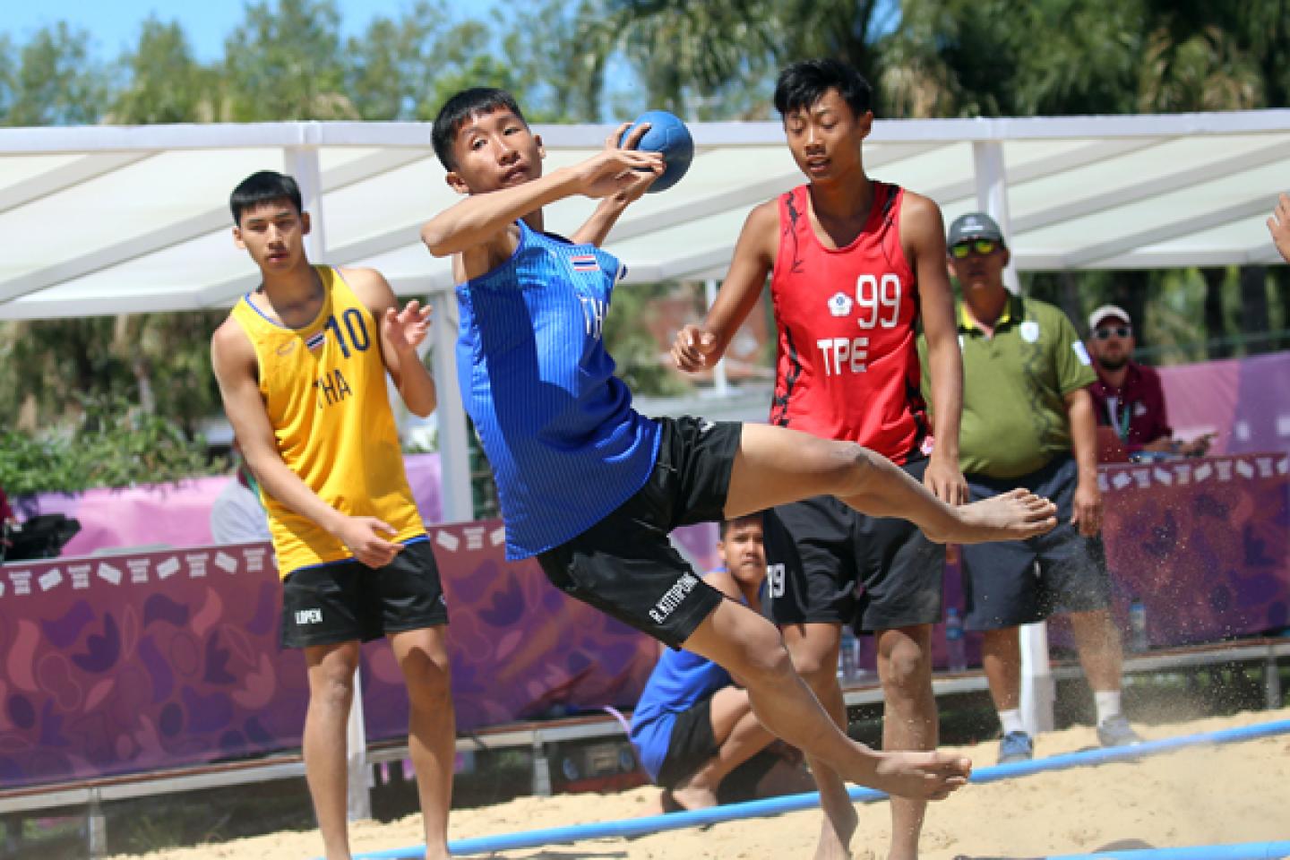 Thailand and Portugal through to main round