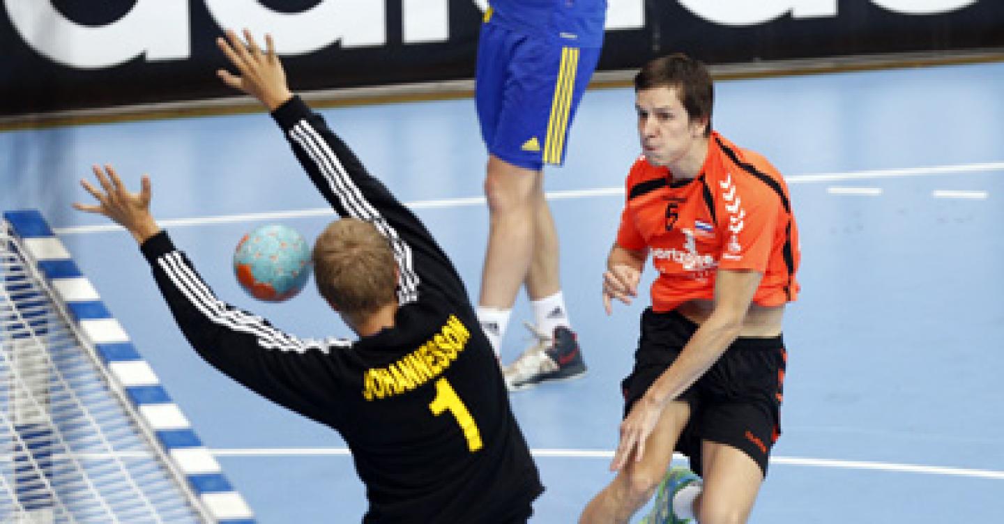 Sweden faces France in the semi